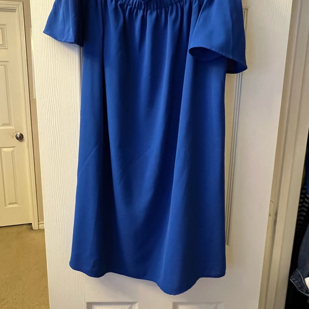 4 off the shoulder dresses